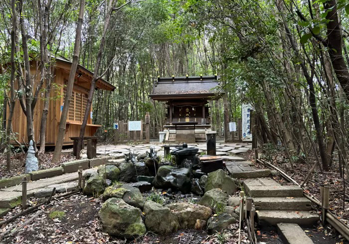 龍蛇神の社（出雲大社相模分祠）