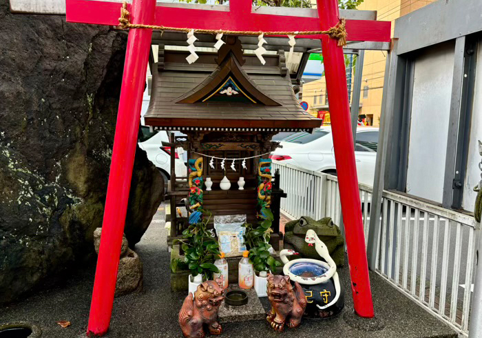 蛇骨神社