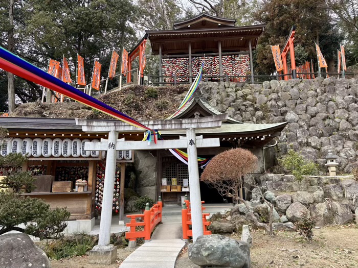 土屋銭洗い弁財天 妙圓寺