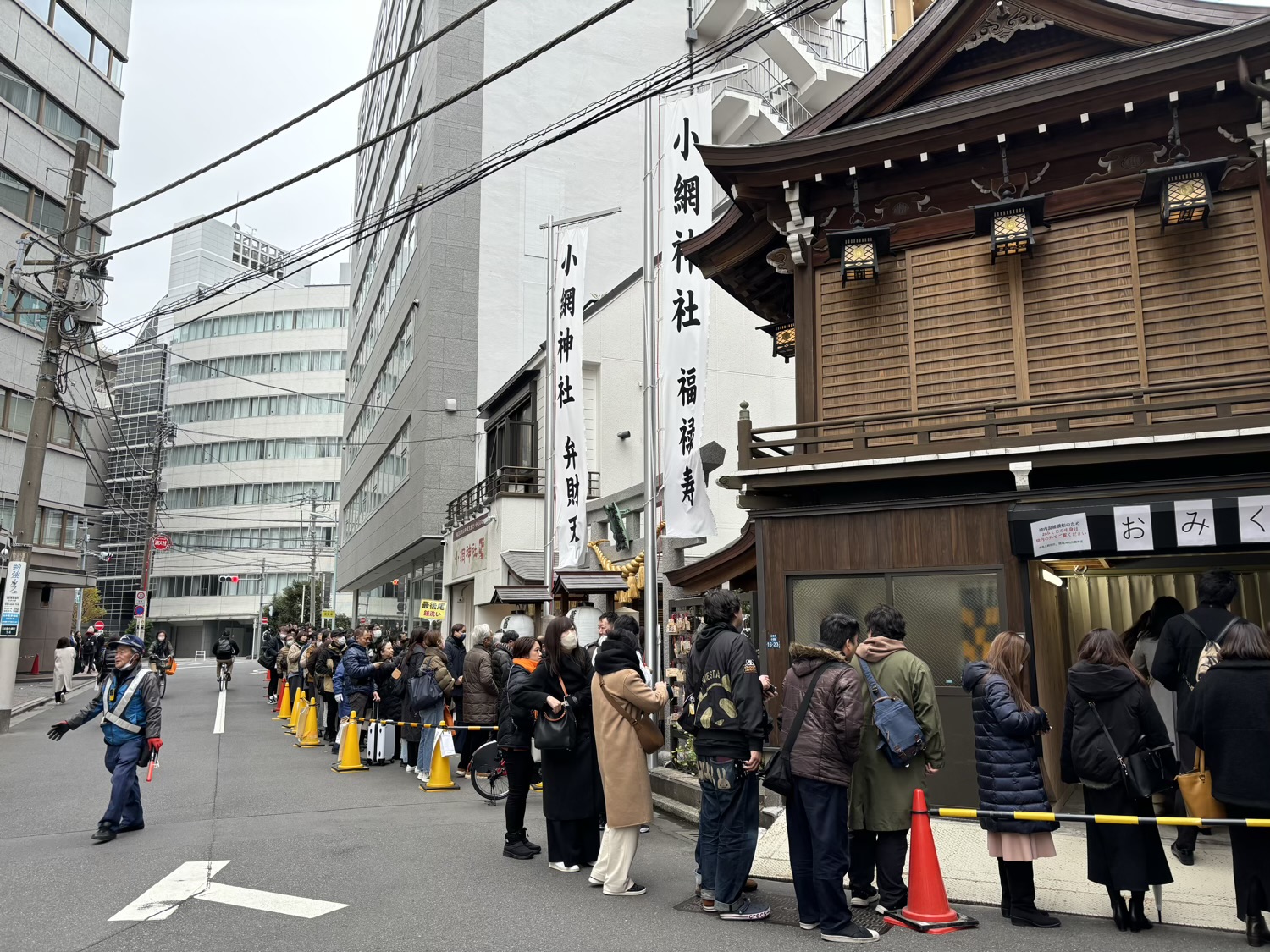日本橋 小網神社 混雑具合