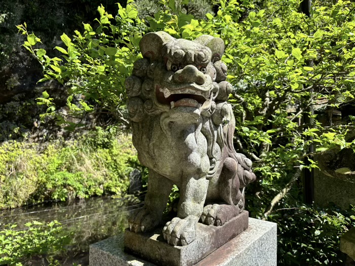 銭洗弁財天宇賀福神社　下之水神