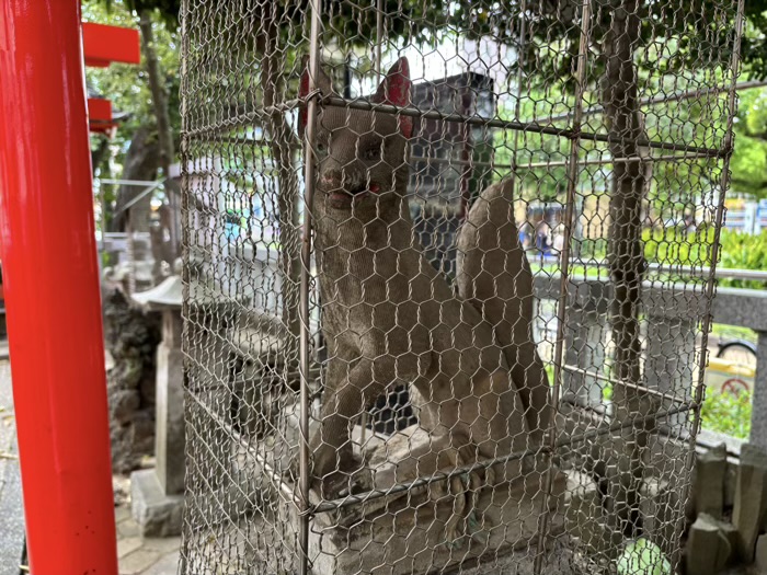 千種稲荷神社　狛狐