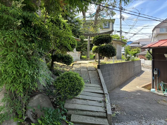 菊名　八杉神社　境内社