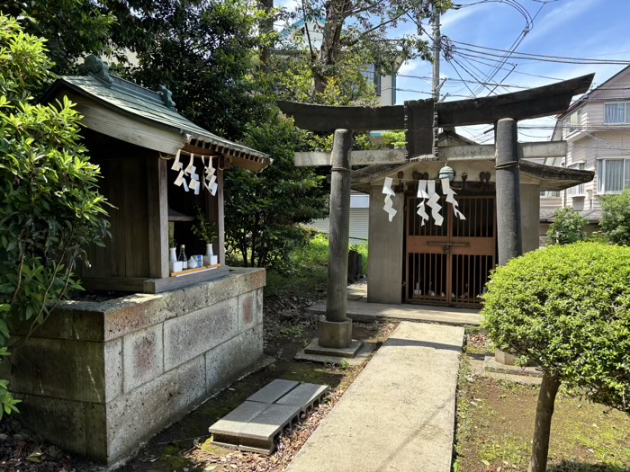 菊名　八杉神社　境内社