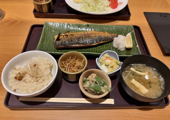 ららぽーと横浜　大かまど飯寅福　汐さばの炙り焼き定食