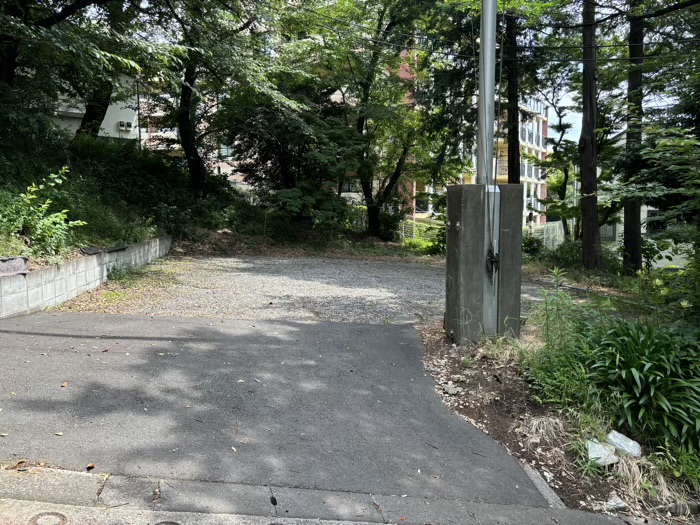 長津田　大石神社　駐車場