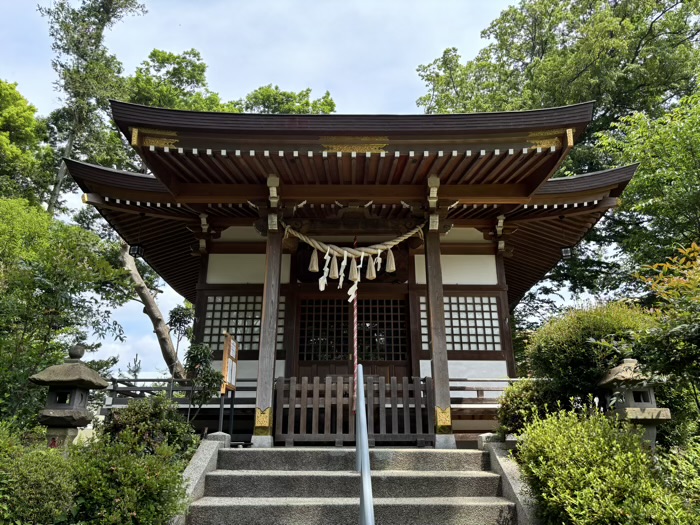 長津田　大石神社　社殿