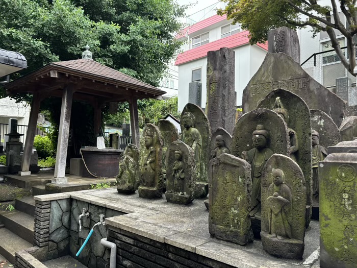 法亀山地福院願成寺　三界萬霊