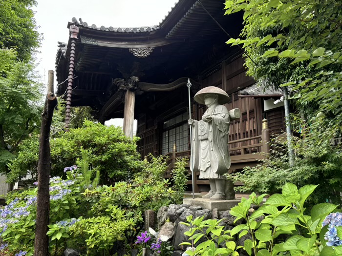 法亀山地福院願成寺　本堂