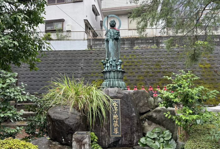 観音寺　水子地蔵尊