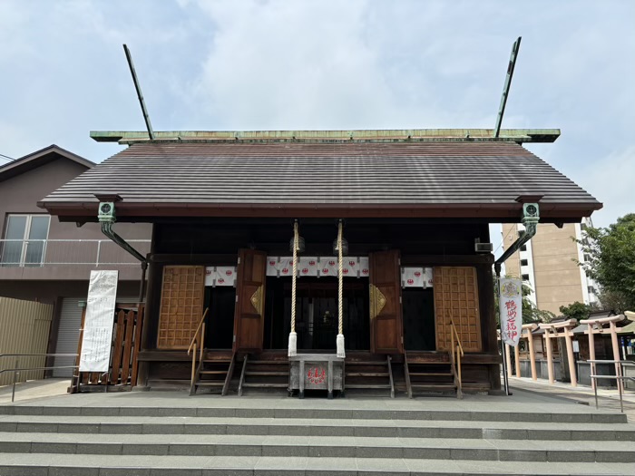 鶴見神社　本殿