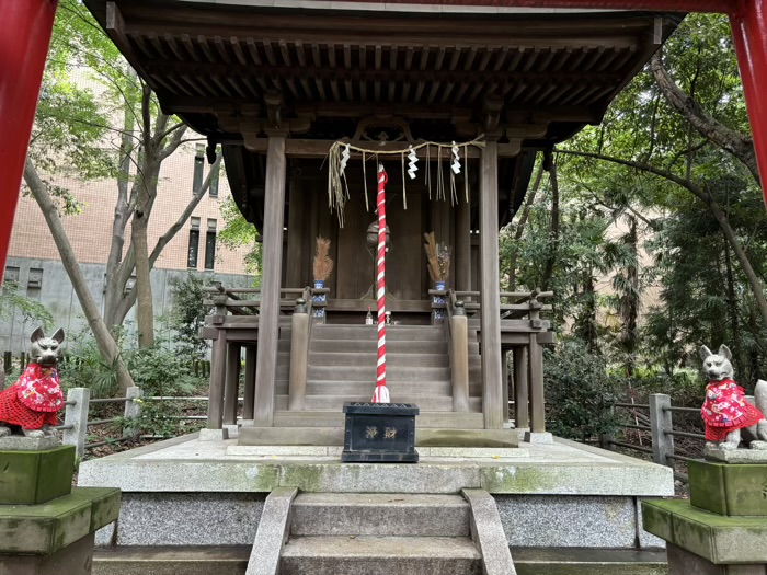 横浜・鶴見　大本山諸嶽山總持寺　穴熊稲荷