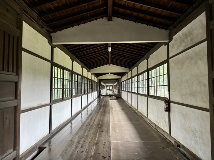 横浜・鶴見　大本山諸嶽山總持寺　百間廊下