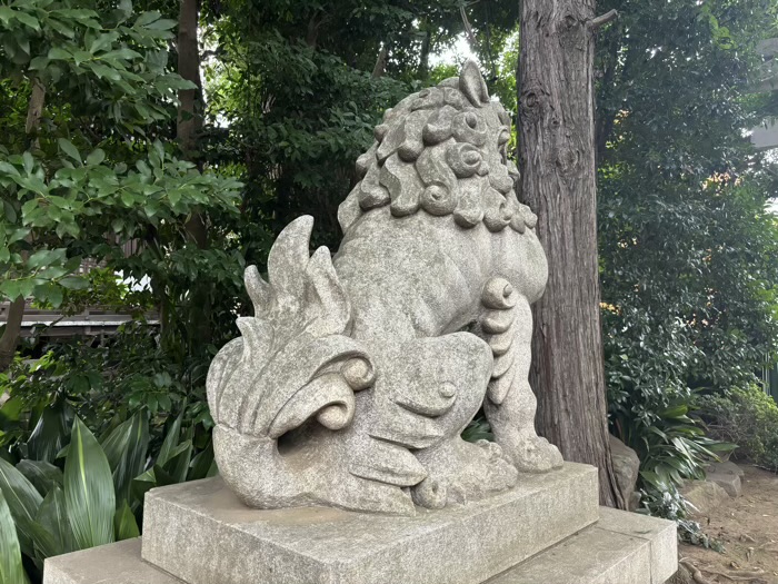 東京・奥沢　奥澤神社　狛犬