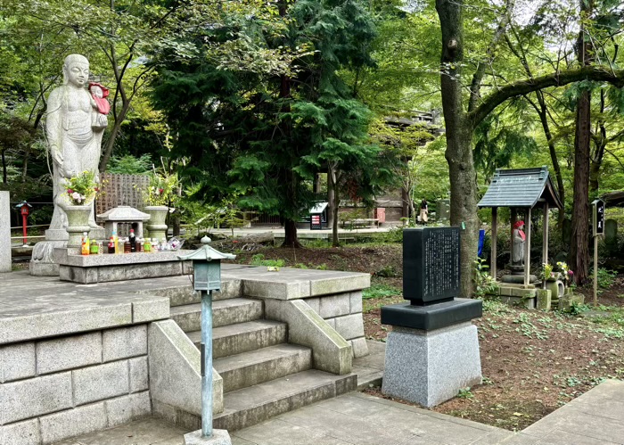 東京・世田谷　九品仏浄真寺　お地蔵さま