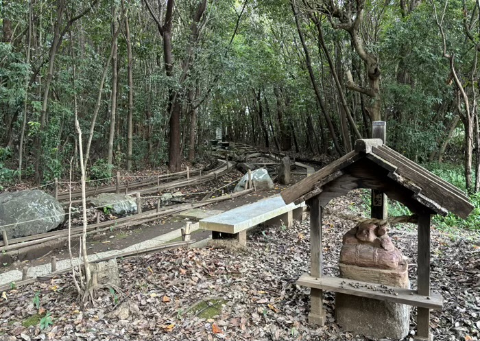 秦野　出雲大社相模分祠　龍蛇神の社