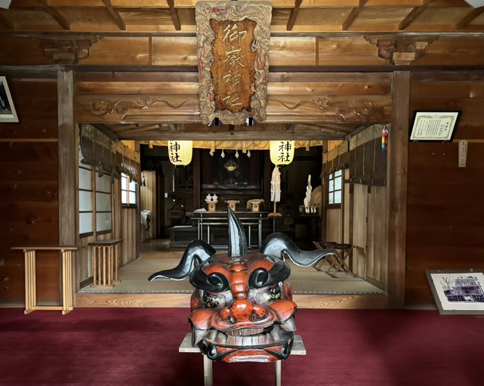 秦野　出雲大社相模分祠　御嶽神社　社殿