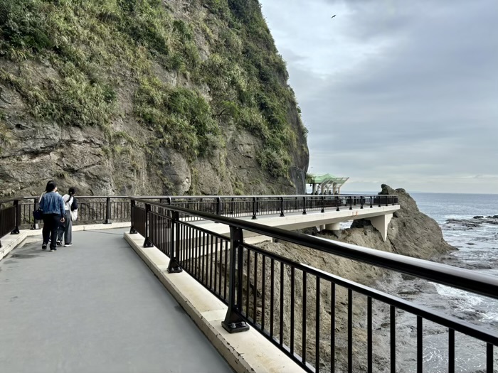 江の島岩屋　連絡通路