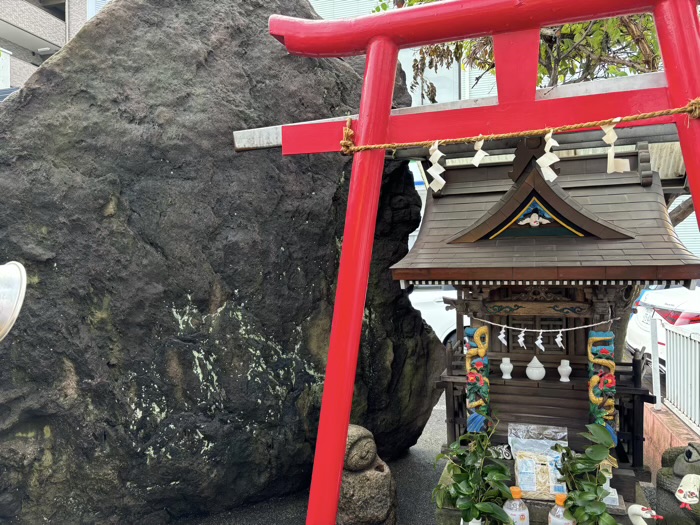 新横浜　蛇骨神社（蛇幸都神社）