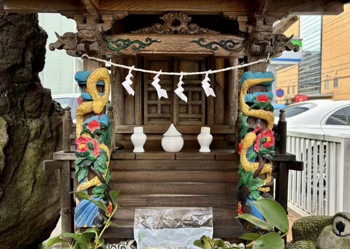 新横浜　蛇骨神社（蛇幸都神社）