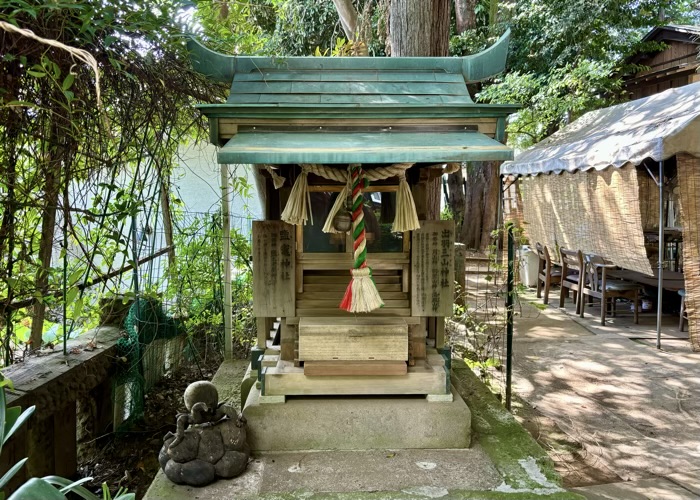 東京・世田谷　太子堂八幡神社　出羽三山神社・鹽竈神社