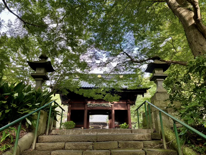 鎌倉　妙本寺　二天門