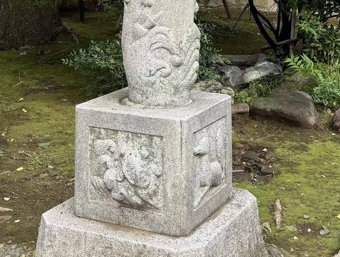 東京　宿鳳山高円寺　双龍鳥居