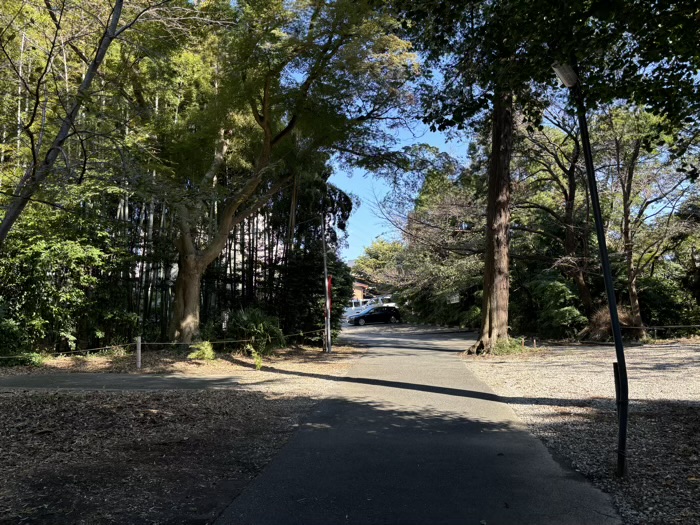 横浜　鶴ヶ峰　白根神社　境内