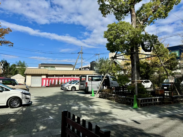 神奈川　川崎　溝口神社　駐車場