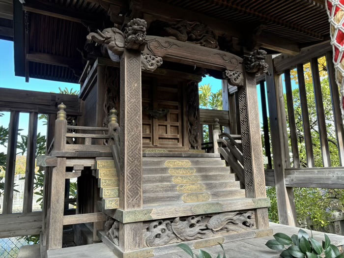 横浜市中央卸売市場　伏見市場稲荷大神　社殿