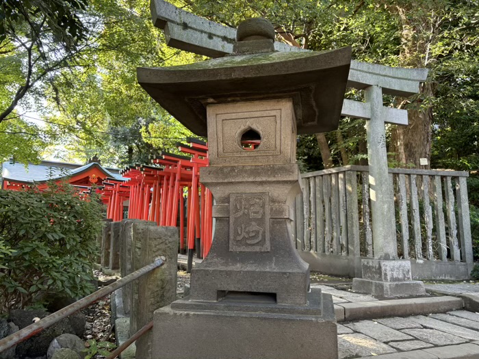 東京　文京区　根津神社　駒込稲荷神社