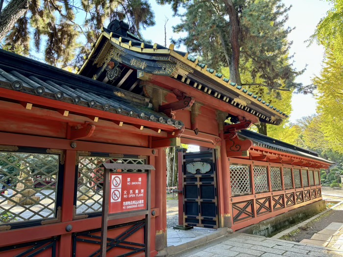 東京　文京区　根津神社　西門