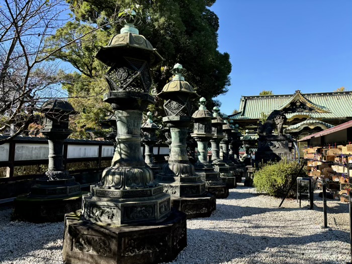 東京　上野東照宮　灯籠