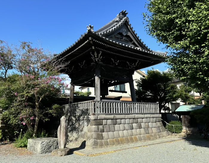 鎌倉　本覚寺　鐘楼