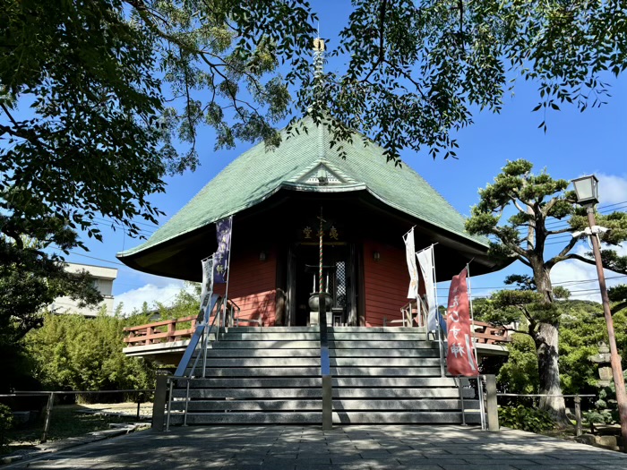 鎌倉　本覚寺　夷堂