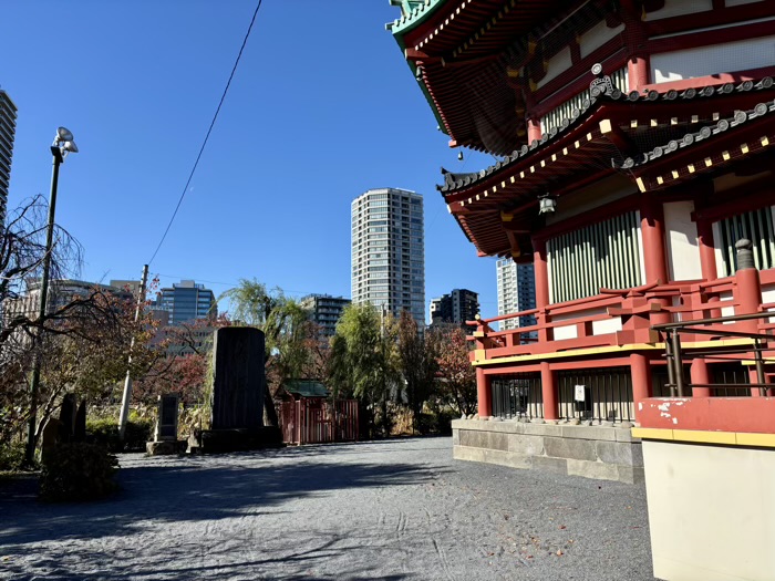 東京　上野　寛永寺　不忍池辯天堂