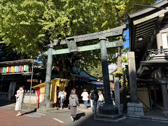 東京　文京区　湯島天満宮　鳥居