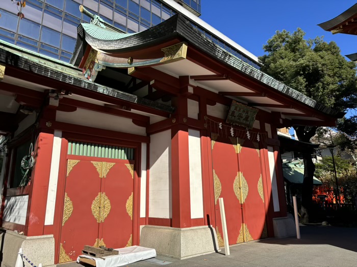 東京　神田明神（神田神社）境内社　鳳輦神輿奉安殿