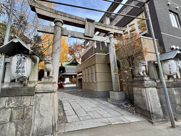 台東区　入谷　小野照崎神社