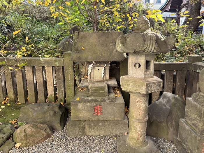 台東区　入谷　小野照崎神社　富士塚