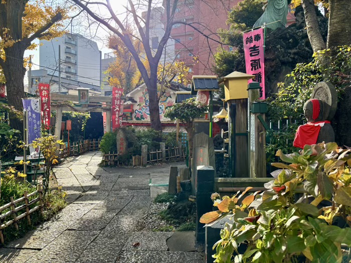 浅草　吉原弁財天本宮