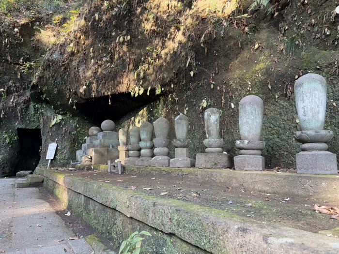 北鎌倉　浄智寺　やぐら