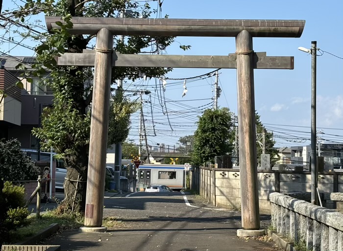 大和　深見神社　鳥居