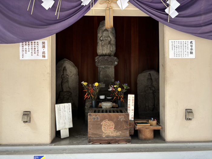 東京　渋谷　宮益御嶽神社　宮益不動尊