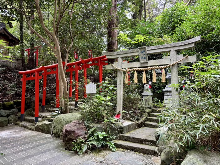 秦野　白笹稲荷神社　権兵衛稲荷（西末社）