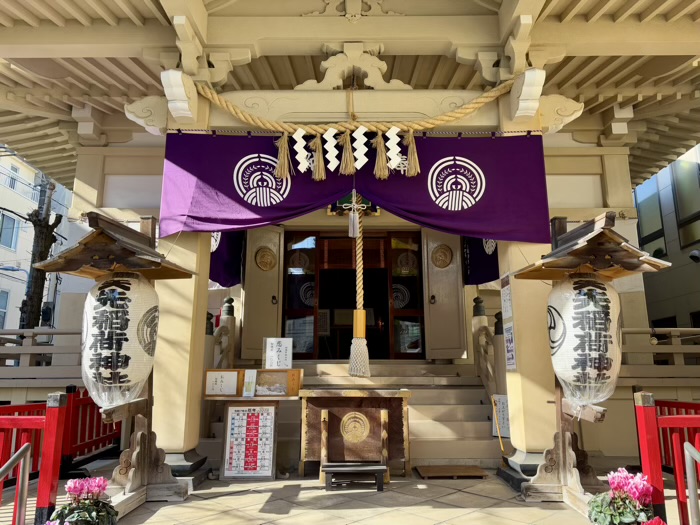 浅草　矢先稲荷神社　社殿