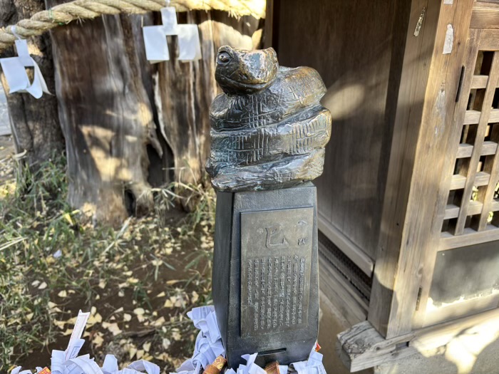 川崎　稲毛神社　御神木大銀杏と十二支めぐり