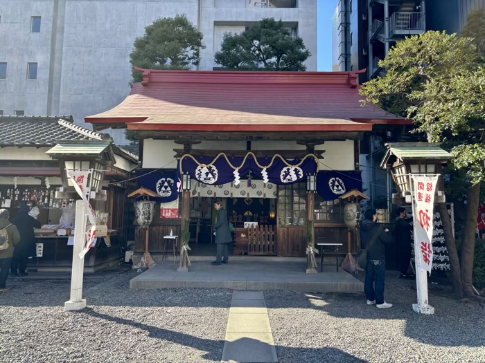 横浜　羽衣町厳島神社　社殿