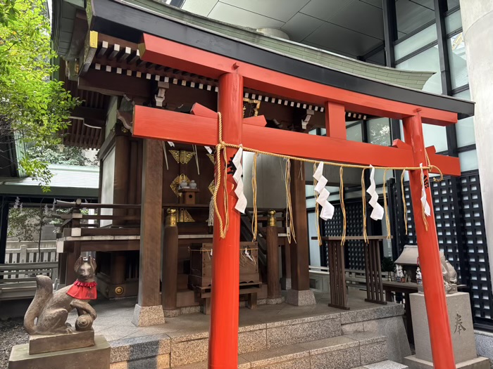 九段下　築土神社　世継稲荷神社