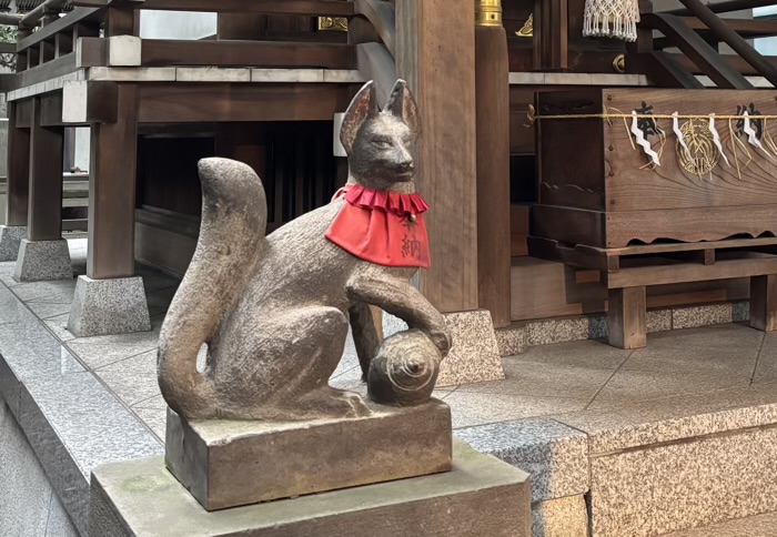 九段下　築土神社　世継稲荷神社